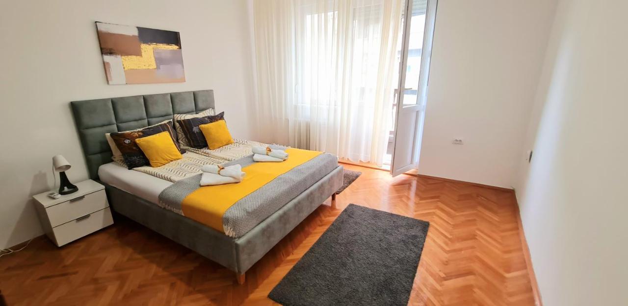 Downtown Star Apartment Belgrad Exteriör bild